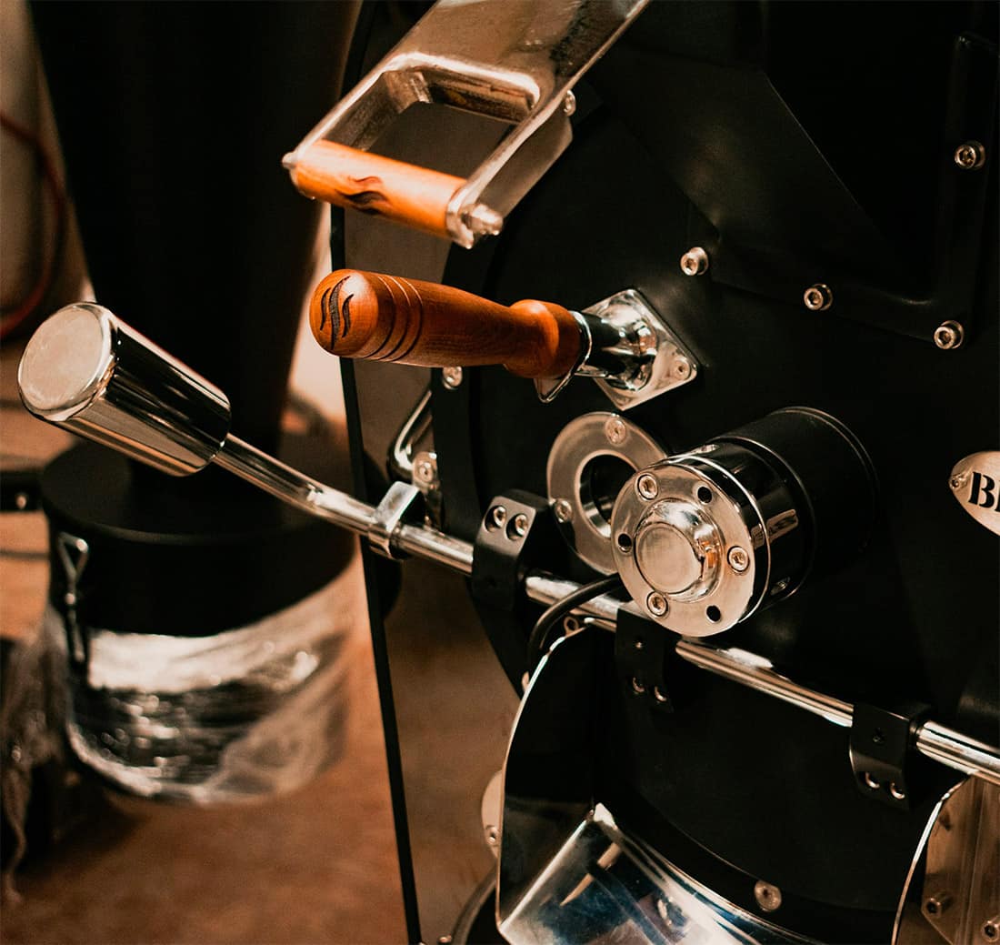 Kahve Kavurma Makinesi 101: Yeni Başlayanlar İçin Kendi Çekirdeklerinizi Kavurma Rehberi